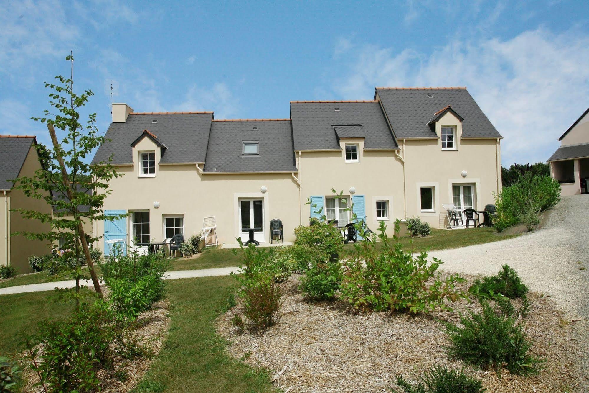 Résidence Odalys Domaine de l'Emeraude Le Tronchet  Esterno foto